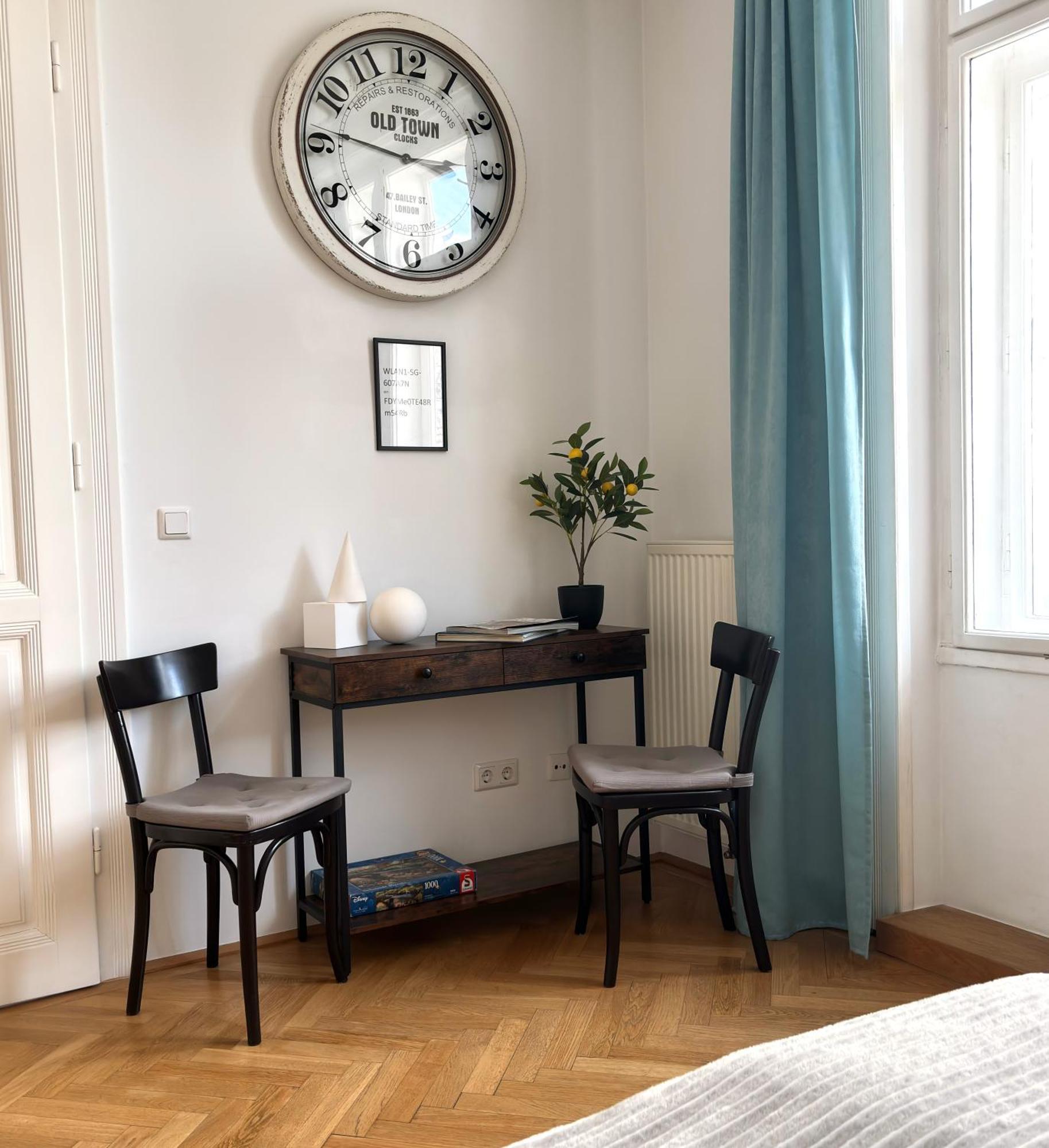 Central Mariahilfer Apartment 5 Min To The Schoenbrunn Palace And City Shopping Center เวียนนา ภายนอก รูปภาพ